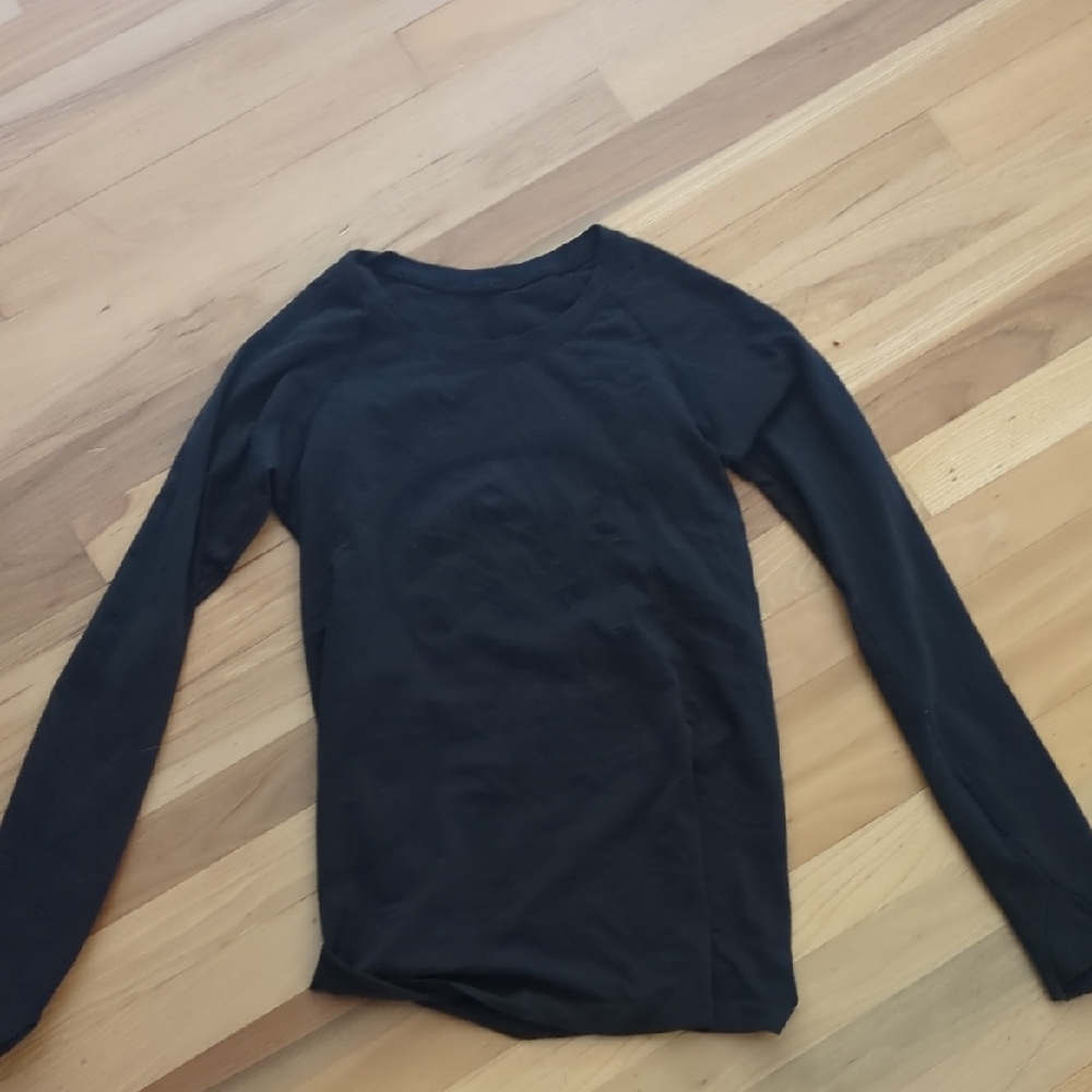 lululemon athletica Black Long Sleeve Tee